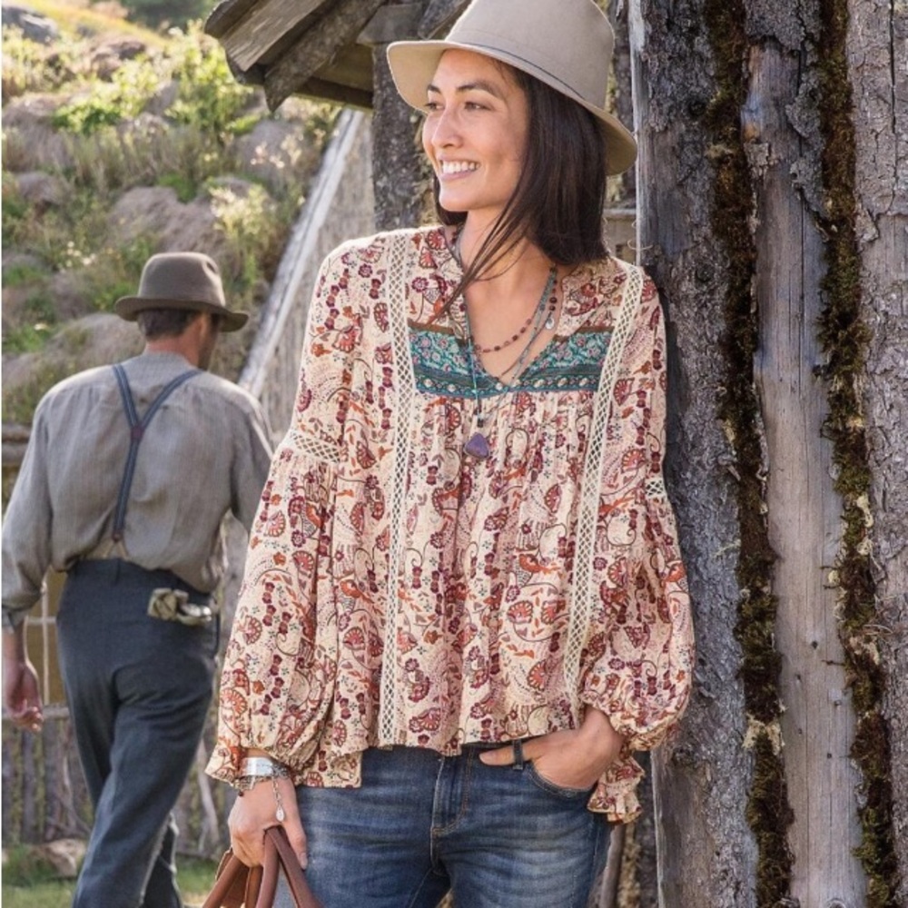 Sundance Boho NWT XS breathable fabric